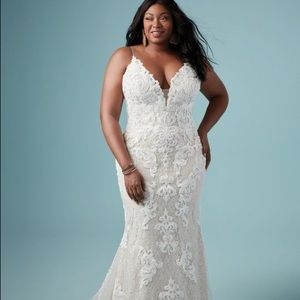 Brand New, Tuscany Marie Wedding Dress